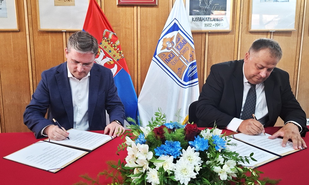 Потписивање уговора- Никола Селаковић и Бранко Бјелић 