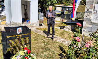 Војо Вучићевић и спомен-обележје у Штиткову